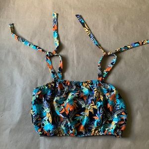 Floral cropped top